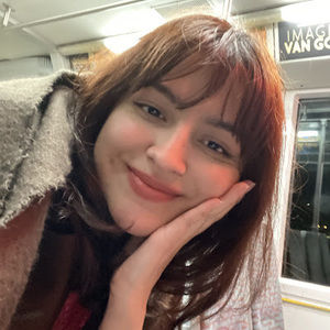 Meet your Posher, Vanessa